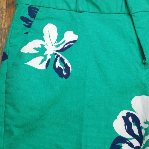 Banana Republic NWOT bermuda shorts - Picture 2 of 7